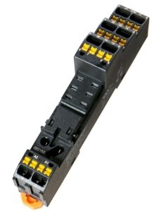 DPCO 8 PIN DIN rail socket with spring terminals